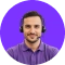 Persona heroica de pie con confianza