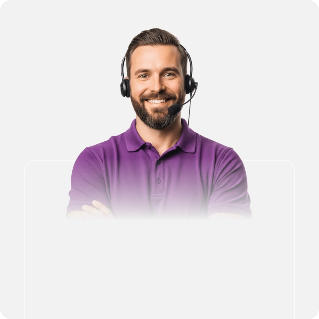 Customer requests server upgrade assistance from support agent